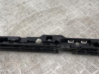 Кронштейн крепления порога BMW 5 серия G30/G31 G30 2019, 3.0 л., B58 B30 A, бензин, АКПП, bluestone metallic (c2y), седан, полный привод, правый руль, 51777387346