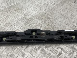 Кронштейн крепления порога BMW 5 серия G30/G31 G30 2019, 3.0 л., B58 B30 A, бензин, АКПП, bluestone metallic (c2y), седан, полный привод, правый руль, 51777387343