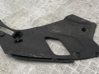 планка под капот BMW 5 серия G30/G31 G30 2019, 3.0 л., B58 B30 A, бензин, АКПП, bluestone metallic (c2y), седан, полный привод, правый руль, 51767349604, 7349604