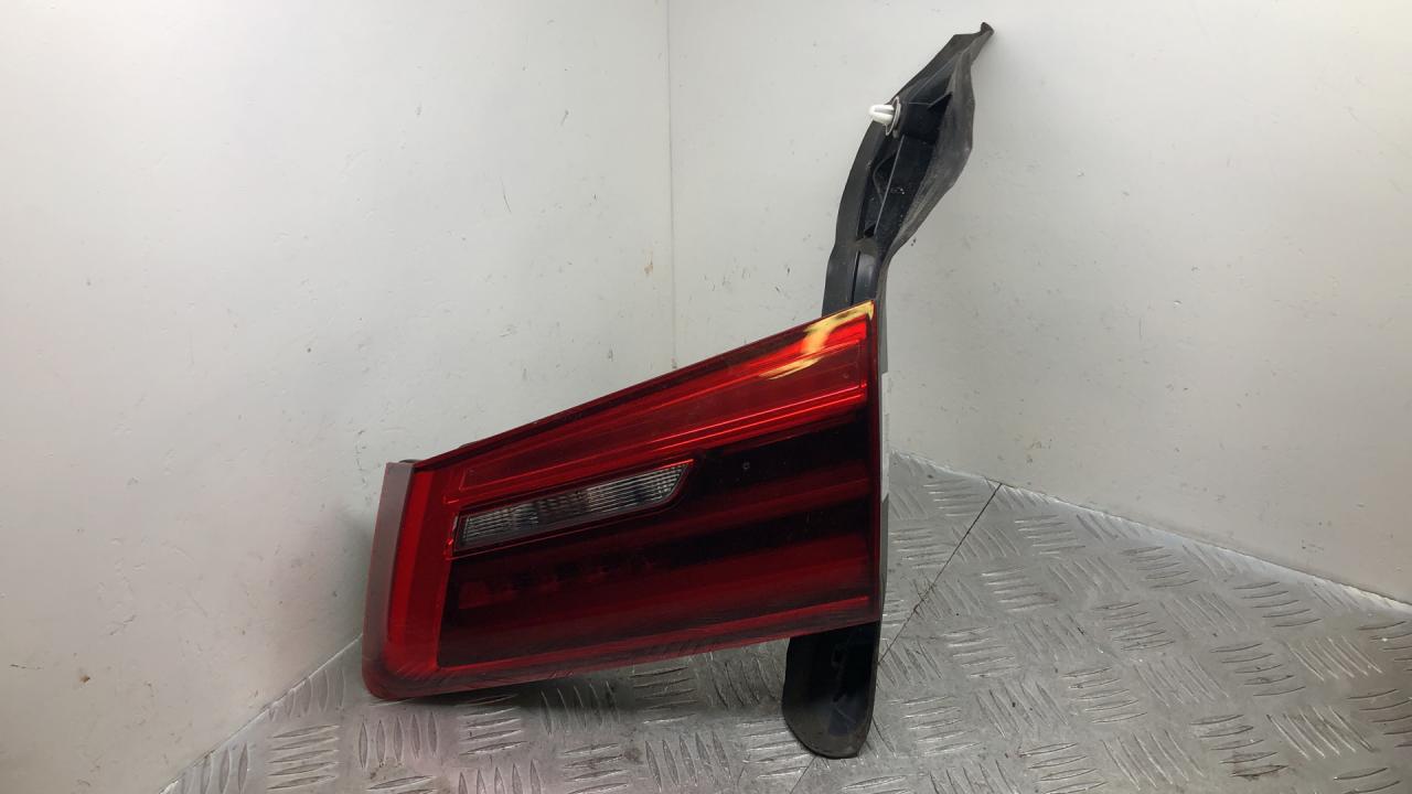 фонарь крышки багажника правый BMW 5 серия G30/G31 G30 2019, 3.0 л., B58 B30 A, бензин, АКПП, bluestone metallic (c2y), седан, полный привод, правый руль, 63217376474, 7376474 - фото №1