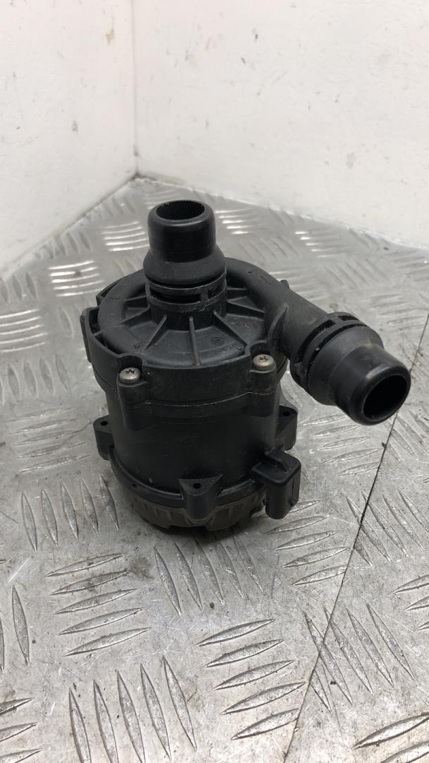 насос антифриза дополнительный BMW 5 серия G30/G31 G30 2019, 3.0 л., B58 B30 A, бензин, АКПП, bluestone metallic (c2y), седан, полный привод, правый руль, 11518482744, 8482744 - фото №1