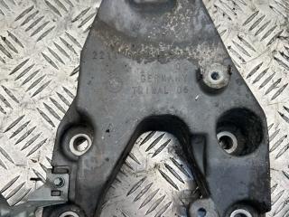 кронштейн двигателя BMW X5 E70 [рестайлинг] 2012, 3.0 л., N55 B30 A, бензин, АКПП, серый, полный привод, 22116784827, 6784827