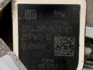 датчик дорожного просвета задний BMW 5 серия G30/G31 G30 2019, 3.0 л., B58 B30 A, бензин, АКПП, bluestone metallic (c2y), седан, полный привод, правый руль, 2959574, 37142959574