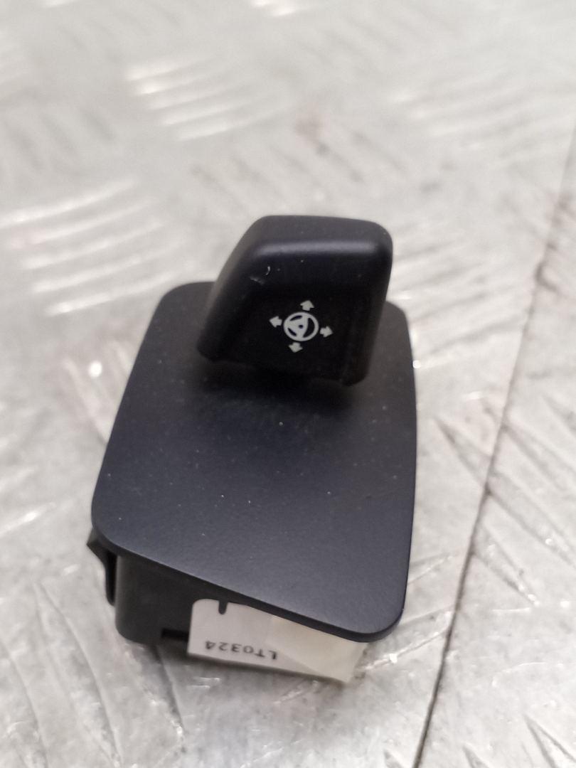 выключатель регулировки рулевой колонки BMW 5 серия G30/G31 G30 2019, 3.0 л., B58 B30 A, бензин, АКПП, bluestone metallic (c2y), седан, полный привод, правый руль, 61319365877, 9365877 - фото №1