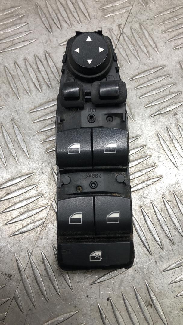 блок управления стеклоподъемниками BMW 5 серия F07/F10/F11 2012, 2.0 л., N47 D20 C, дизель, АКПП, alpinweiß iii (300), хетчбэк 5 дв., задний привод, правый руль, 61319241955, 9241955 - фото №1