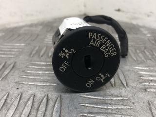 кнопка Airbag BMW 6 серия E63/E64 [рестайлинг] E63 2009, 3.5 л., M57N 306D5, дизель, АКПП, spacegrau metallic (a52), купе, задний привод, правый руль, 61316974643, 6974643