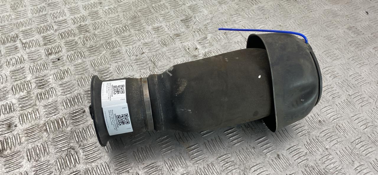 пневмоподушка BMW X5 F15 2017, 4.0 л., дизель, АКПП, black sapphire metallic (475), внедорожник 5 дв., полный привод, 37126795013 - фото №1