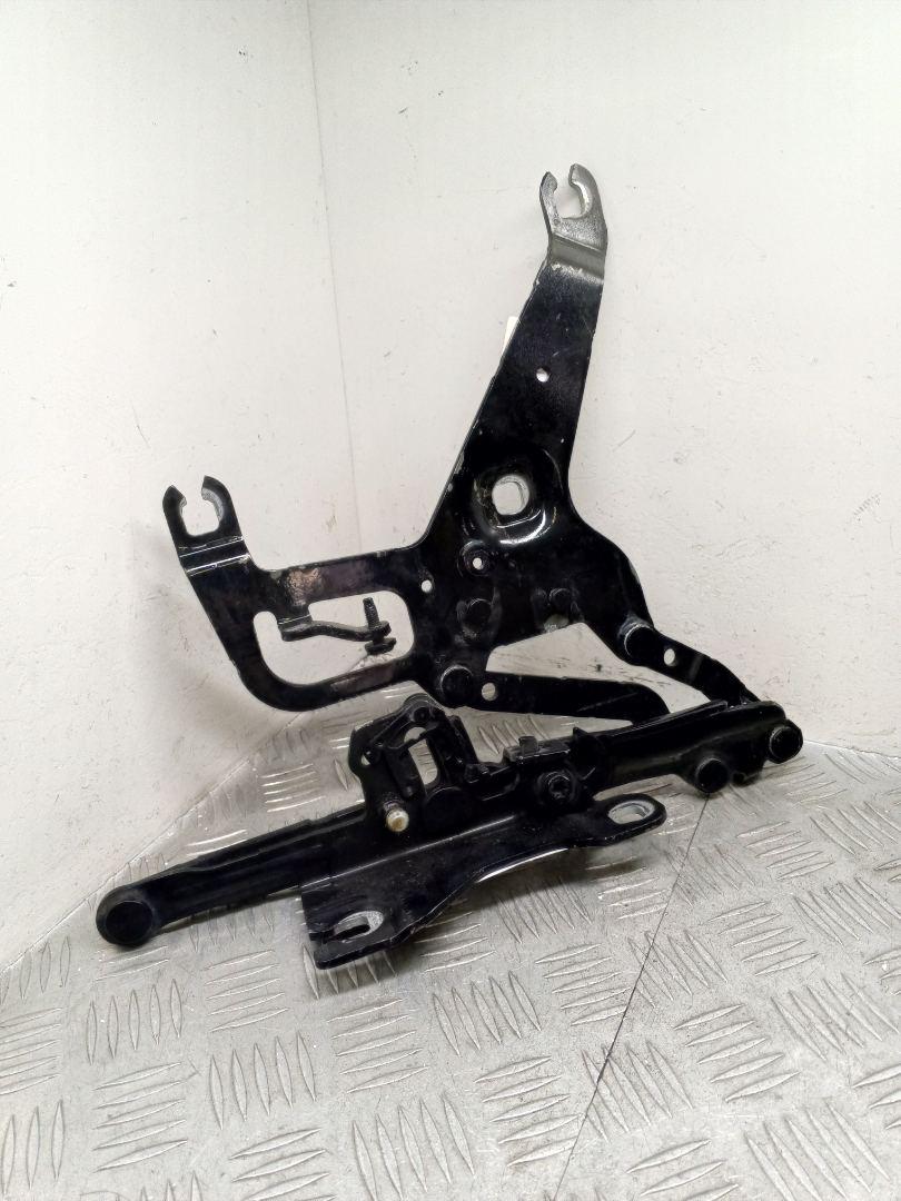 петля капота левая BMW X5 F15 2017, 4.0 л., дизель, АКПП, black sapphire metallic (475), внедорожник 5 дв., полный привод, 41007381781, 7294529, 7381781 - фото №1