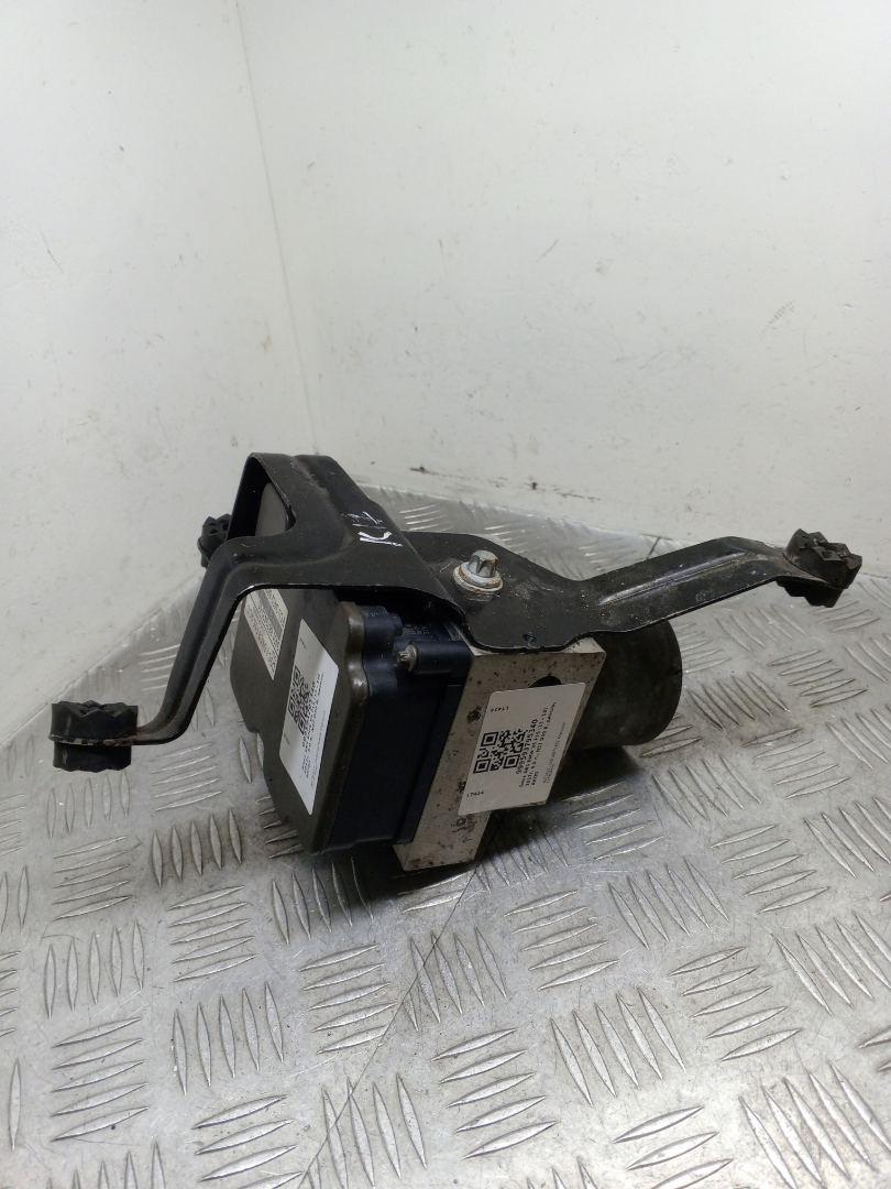 блок ABS BMW X5 F15 2017, 4.0 л., дизель, АКПП, black sapphire metallic (475), внедорожник 5 дв., полный привод, 34516879432, 6879432 - фото №1