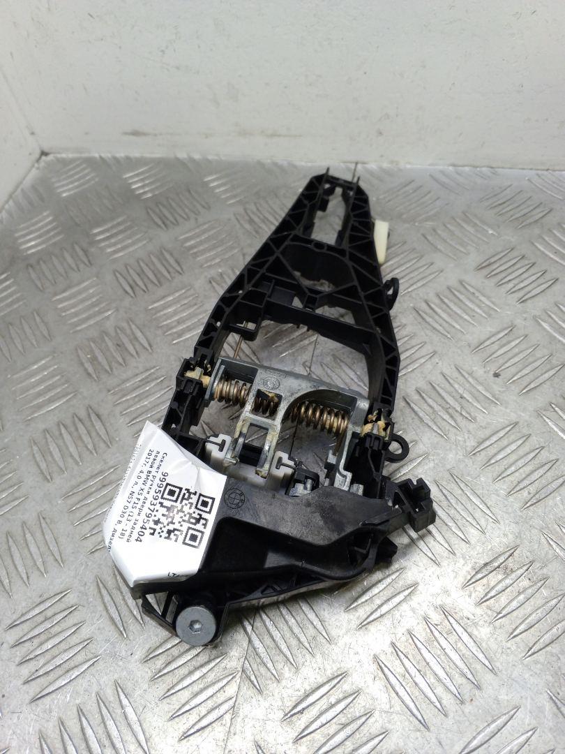 скелет ручки двери задней левой BMW X5 F15 2017, 4.0 л., дизель, АКПП, black sapphire metallic (475), внедорожник 5 дв., полный привод, 51227381873, 7381873 - фото №1