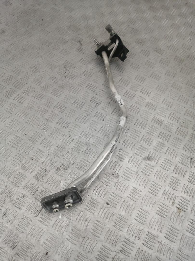 трубка кондиционера BMW X5 F15 2017, 4.0 л., дизель, АКПП, black sapphire metallic (475), внедорожник 5 дв., полный привод, 64539384257, 9384257 - фото №1