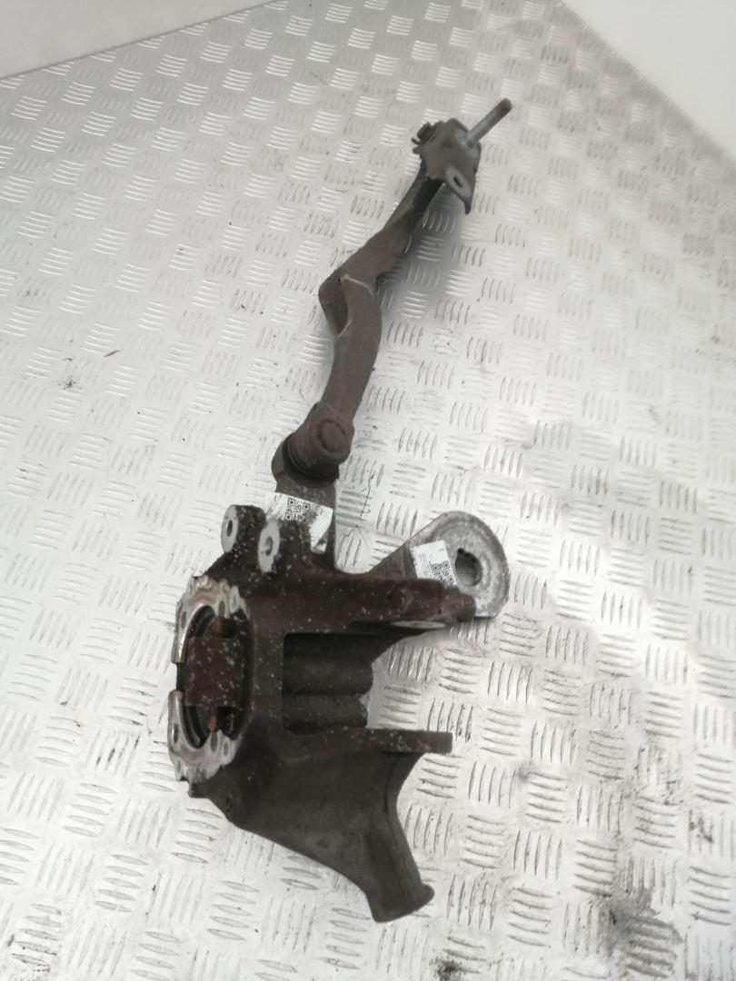 кулак задний правый BMW 5 серия F07/F10/F11 2012, 2.0 л., N47 D20 C, дизель, АКПП, alpinweiß iii (300), хетчбэк 5 дв., задний привод, правый руль - фото №1