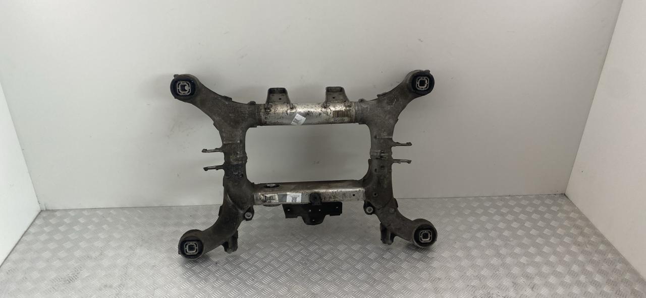 балка подвески задняя BMW 5 серия F07/F10/F11 2012, 2.0 л., N47 D20 C, дизель, АКПП, alpinweiß iii (300), хетчбэк 5 дв., задний привод, правый руль - фото №1