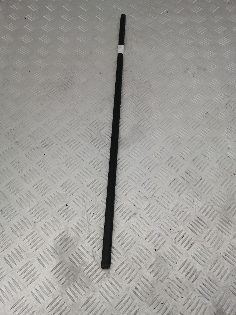 молдинг (накладка кузовная) BMW 5 серия E60/E61 E61 2005, 3.0 л., M57 D30 (306D2), дизель, АКПП, универсал, задний привод, правый руль - фото №1