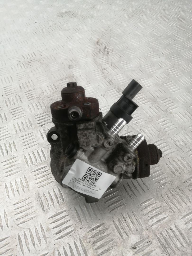 ТНВД BMW X5 F15 2017, 4.0 л., дизель, АКПП, black sapphire metallic (475), внедорожник 5 дв., полный привод, 13518597822, 7823470, 8597822, 0445010638 - фото №1