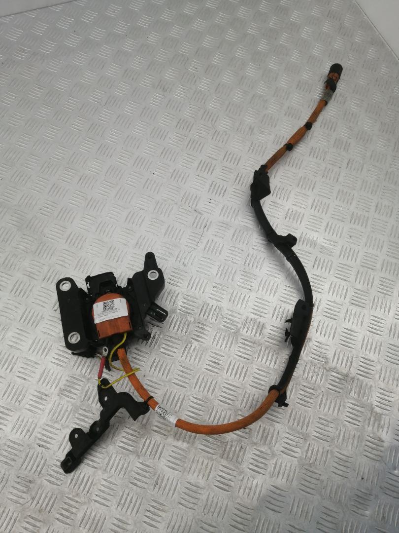 порт зарядный BMW 3 серия G20 2021, 2.0 л., B48 B20 A, бензин, АКПП, black sapphire, седан, задний привод, правый руль, 61129456484, 61129456485 - фото №1