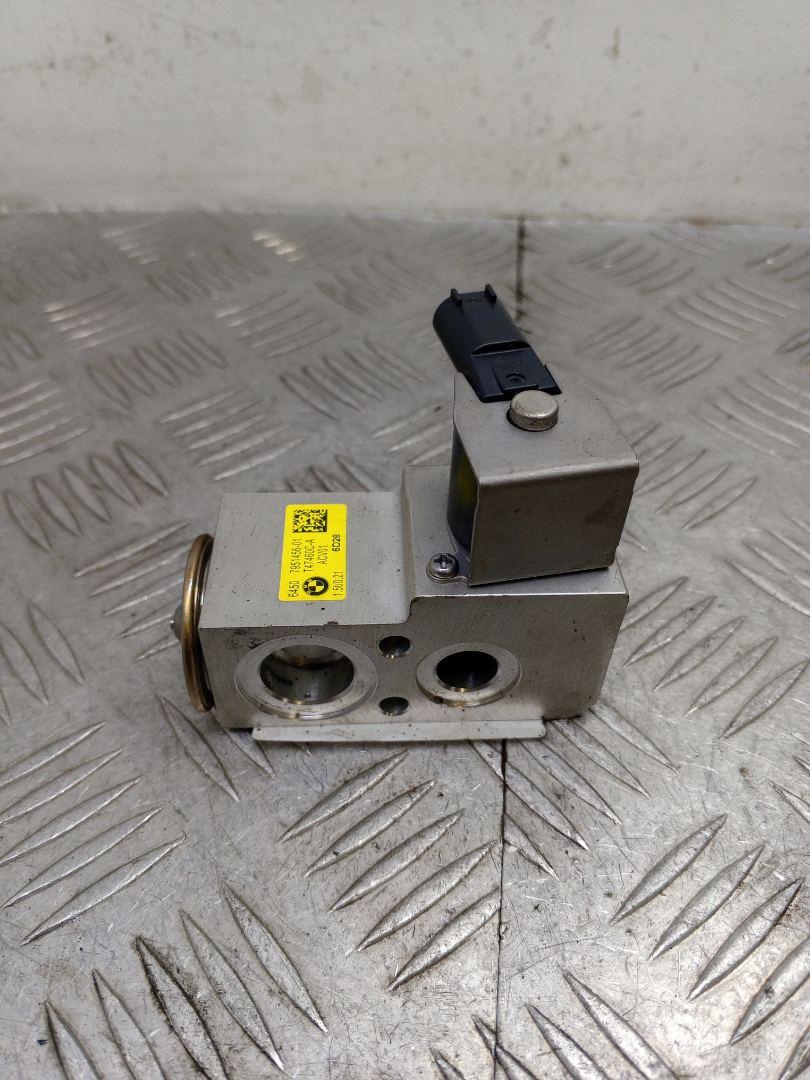 расширительный клапан кондиционера BMW 3 серия G20 2021, 2.0 л., B48 B20 A, бензин, АКПП, black sapphire, седан, задний привод, правый руль, 64117951456, 7951456 - фото №1