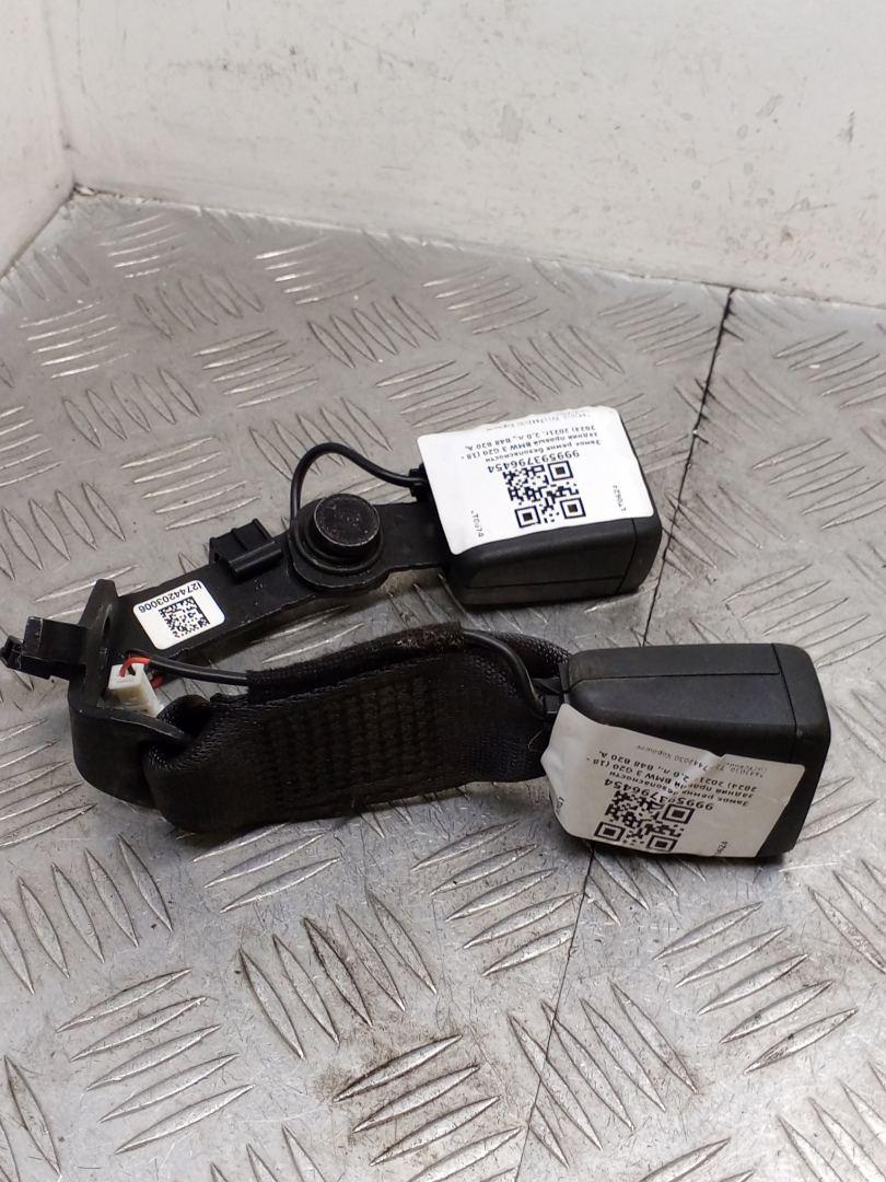 замок ремня безопасности BMW 3 серия G20 2021, 2.0 л., B48 B20 A, бензин, АКПП, black sapphire, седан, задний привод, правый руль, 7442030, 72117442030 - фото №1