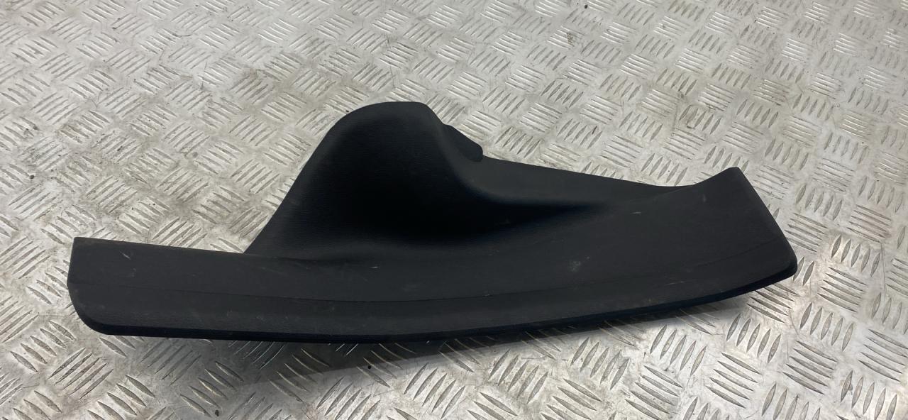 накладка на порог внутренняя BMW 3 серия G20 2021, 2.0 л., B48 B20 A, бензин, АКПП, black sapphire, седан, задний привод, правый руль, 7446423 - фото №1