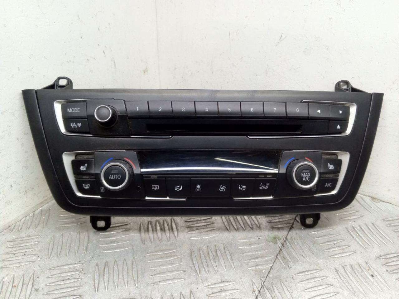 блок управления печки / климат-контроля BMW 3 серия F30/F31/F34 F30 2014, 2.0 л., N20 B20 B, бензин, АКПП, синий, седан, полный привод - фото №1