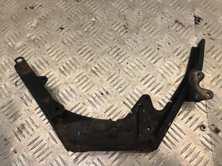 Кронштейн (крепление) выпускного коллектора Mercedes-Benz E-Класс W211/S211 2005, 2.1 л., OM 646.961, дизель, АКПП, A6110900427