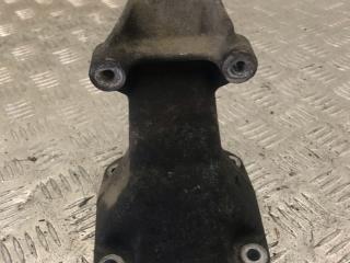 кронштейн двигателя Mercedes-Benz E-Класс W211/S211 2005, 2.1 л., OM 646.961, дизель, АКПП, A6112230704