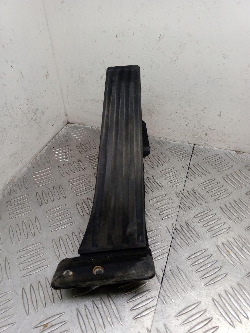 педаль BMW 3 серия F30/F31/F34 F30 2014, 2.0 л., N20 B20 B, бензин, АКПП, синий, седан, полный привод, 35426853175, 6853175 - фото №1