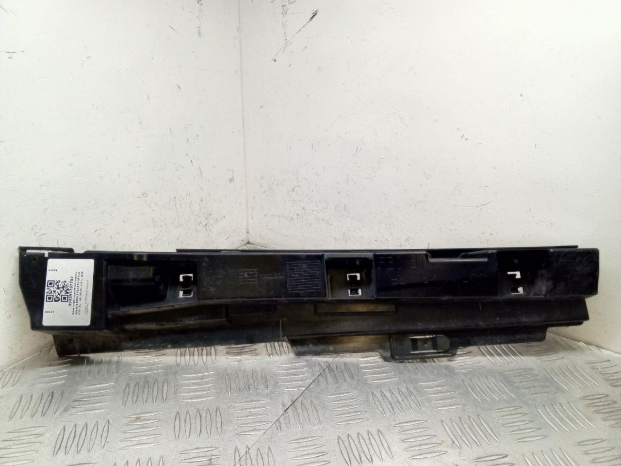 Кронштейн крепления порога BMW 3 серия F30/F31/F34 F30 2014, 2.0 л., N20 B20 B, бензин, АКПП, синий, седан, полный привод, 51777256920, 7256920 - фото №1