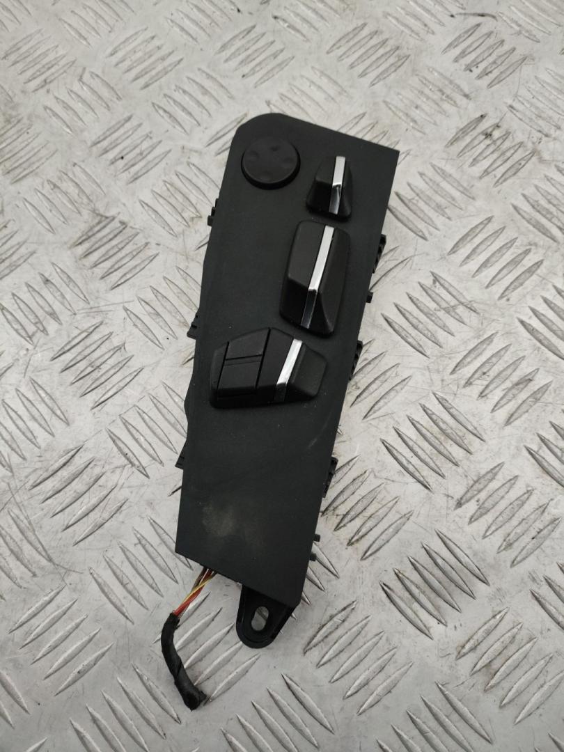 блок управления сиденьем BMW 5 серия F07/F10/F11 F10 2011, бензин, АКПП, седан, 9200368, 61319200368 - фото №1