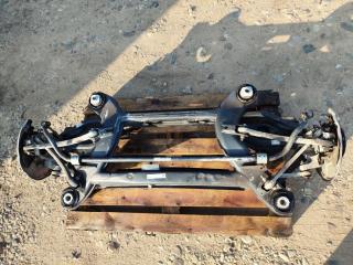 балка подвески задняя Mercedes-Benz C AMG W205 2017, 4.0 л., M 177.980, бензин, АКПП, 197, седан, задний привод, правый руль, 2053509823