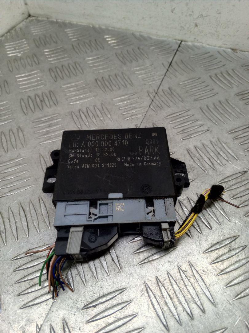 блок управления парктрониками Mercedes-Benz C AMG W205 2017, 4.0 л., M 177.980, бензин, АКПП, 197, седан, задний привод, правый руль, A0009004710 - фото №1