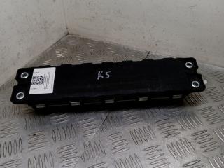 подушка безопасности коленная Mercedes-Benz C AMG W205 2017, 4.0 л., M 177.980, бензин, АКПП, 197, седан, задний привод, правый руль, A2058600302