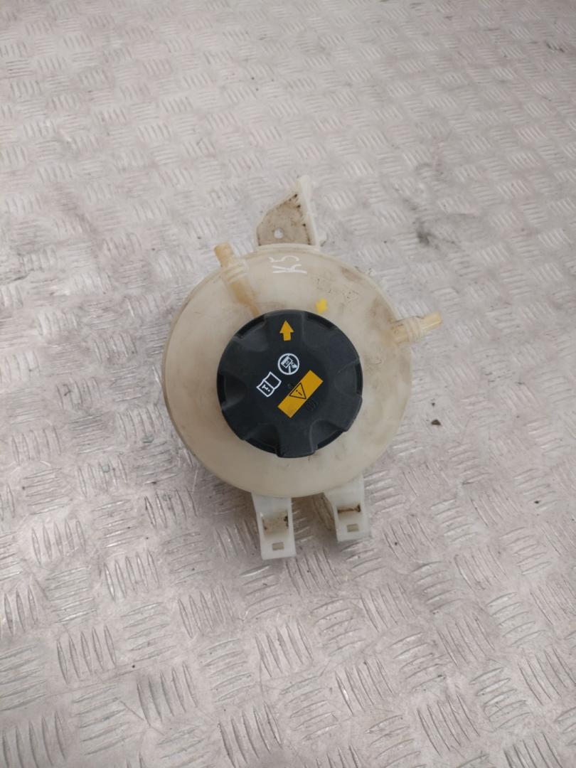 бачок расширительный BMW X3 G01 2019, 3.0 л., B58 B30 A, бензин, АКПП, brillanteffekt metallic (a90), внедорожник 5 дв., полный привод, правый руль, 17137642160, 7642160 - фото №1