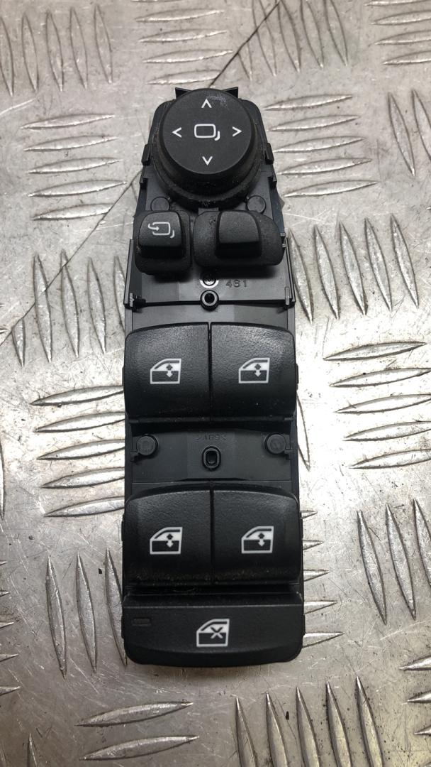 блок управления стеклоподъемниками BMW X3 G01 2019, 3.0 л., B58 B30 A, бензин, АКПП, brillanteffekt metallic (a90), внедорожник 5 дв., полный привод, правый руль, 61316832729, 6832729 - фото №1