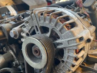 генератор BMW 5 серия E60/E61 [рестайлинг] 2008, 2.0 л., N47 D20 A, дизель, МКПП, 12317802261, 7802261