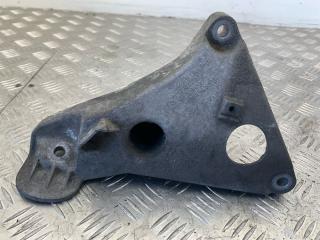 кронштейн двигателя BMW 5 серия E60/E61 [рестайлинг] 2009, 2.0 л., N47 D20 A, дизель, МКПП, 6777053, 22116777053