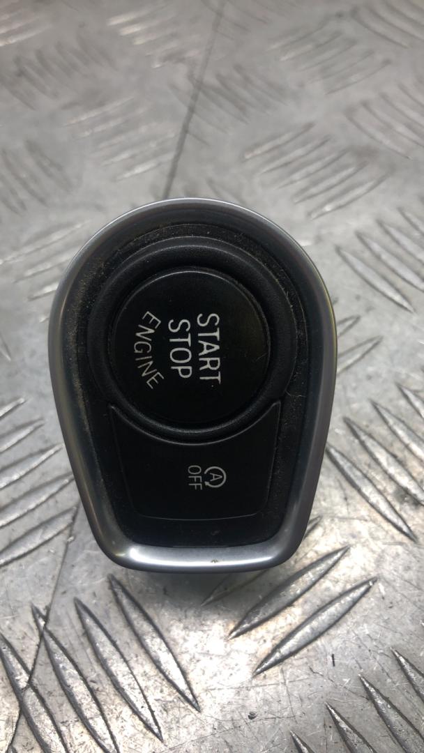 кнопка запуска двигателя BMW X1 F48 2016, 2.0 л., B47 C20 A, дизель, МКПП, alpinweiß iii (300), внедорожник 5 дв., полный привод, правый руль, 61319289136, 9289136 - фото №1