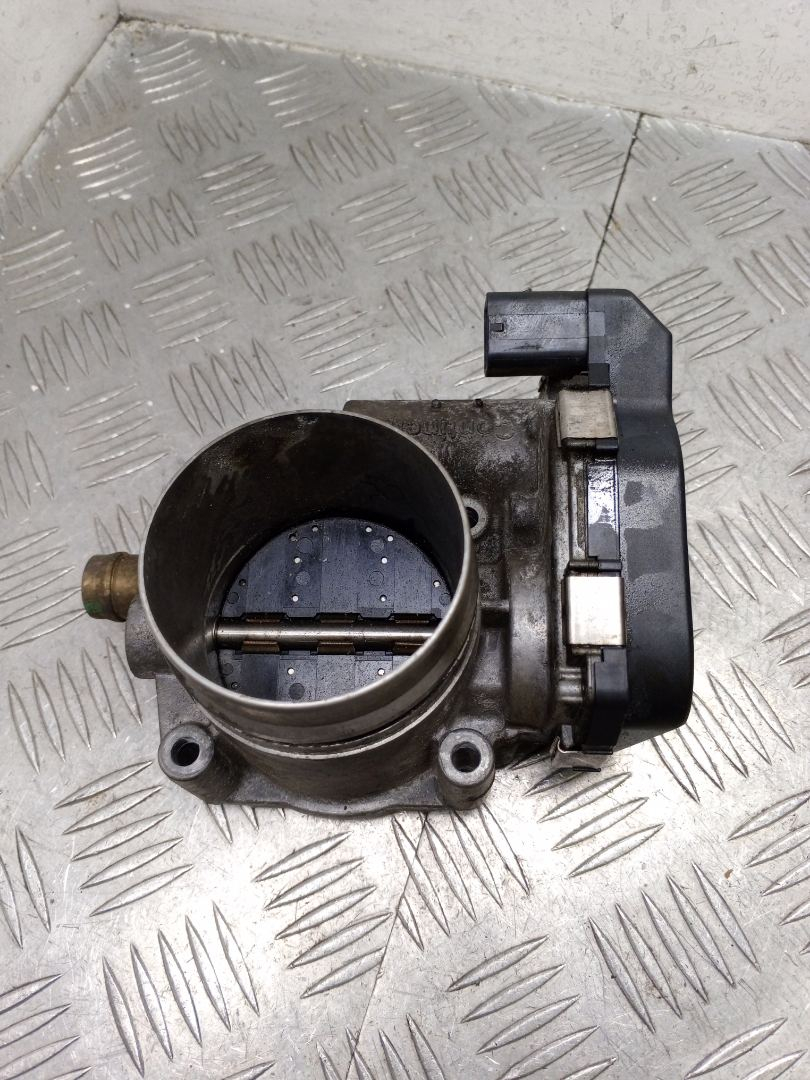 заслонка дроссельная BMW 3 серия F30/F31/F34 F30 2014, 2.0 л., N20 B20 B, бензин, АКПП, синий, седан, полный привод, 13547588625 - фото №1