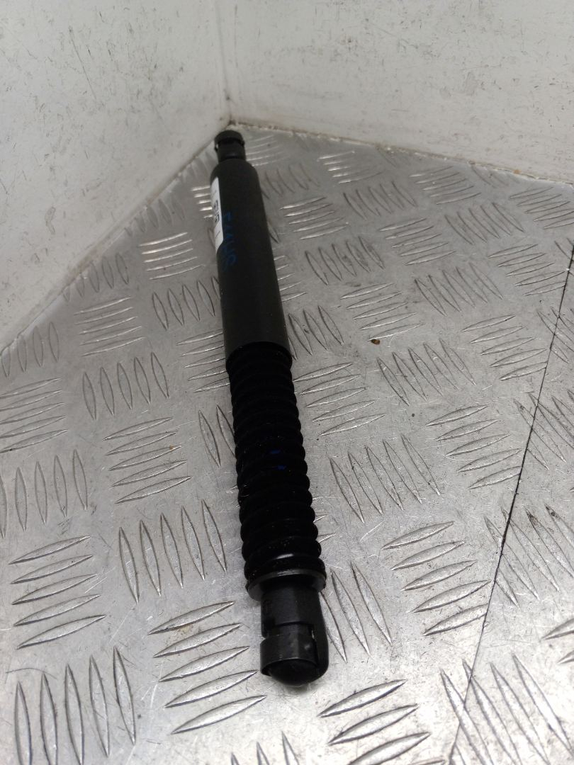 амортизатор стекла багажника BMW 5 серия F07/F10/F11 2011, 3.0 л., N57 D30 A, дизель, АКПП, sophistog brillan metallic (a90), универсал, задний привод, правый руль, 51247210557 - фото №1