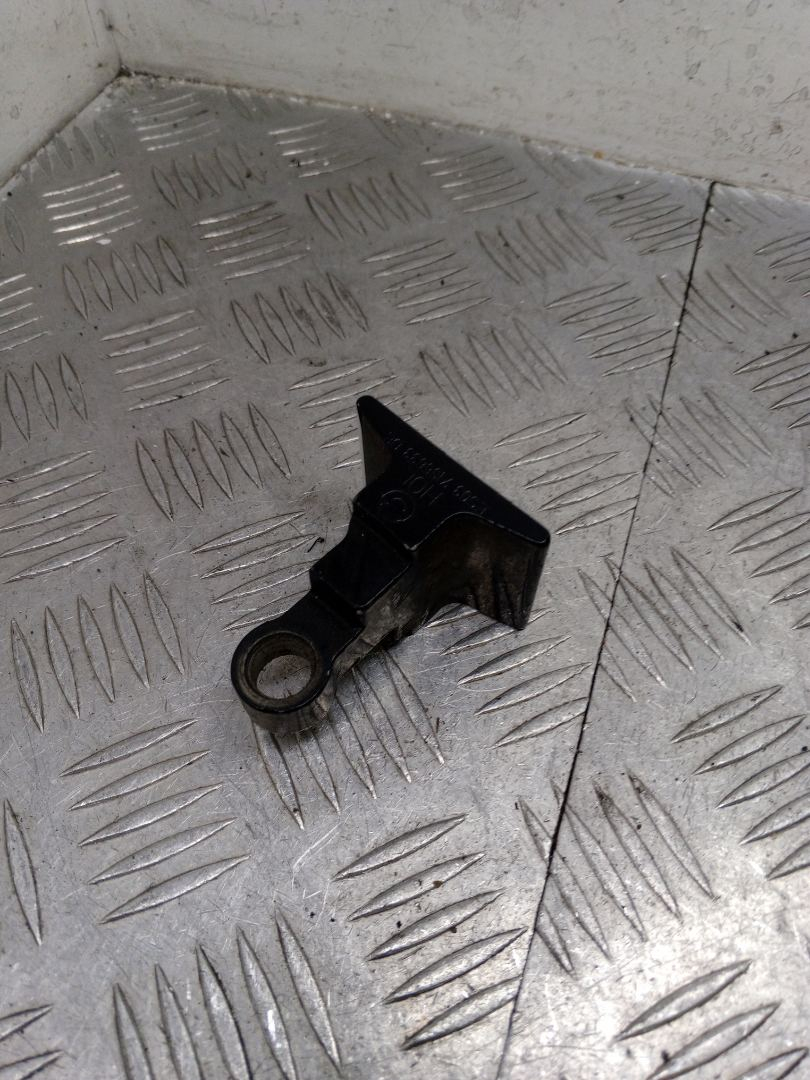 петля двери BMW 5 серия F07/F10/F11 F10 2011, 3.0 л., N57 D30 A, дизель, АКПП, carbonschwarz metallic (416), седан, задний привод, правый руль, 7185633 - фото №1