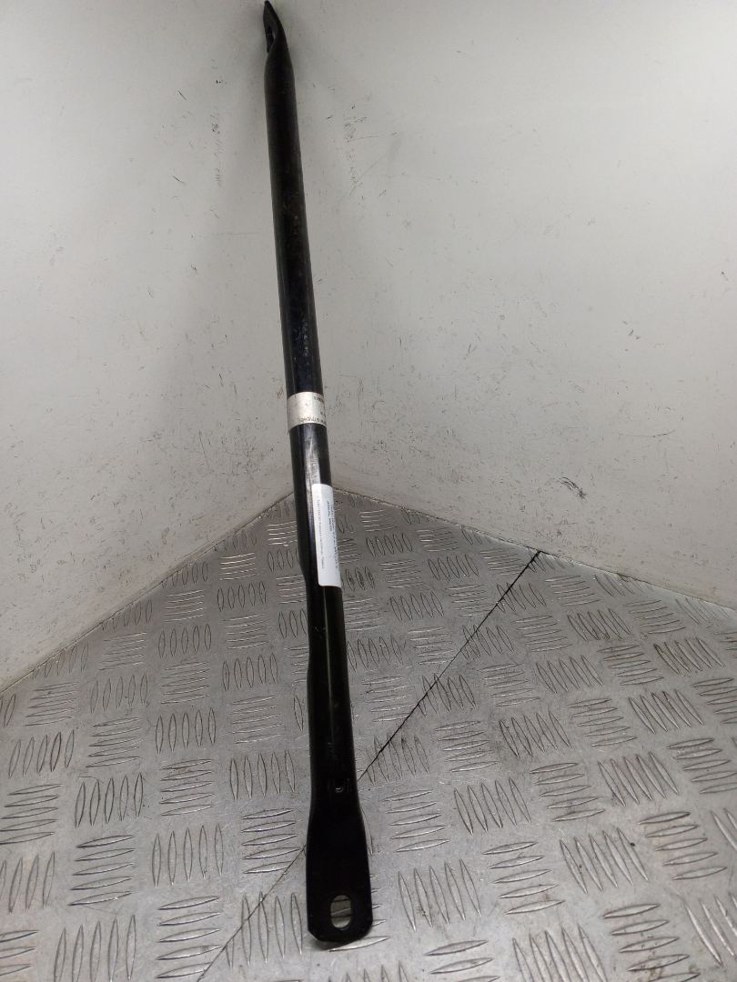 распорка стоек BMW X1 F48 2016, 2.0 л., B47 C20 A, дизель, МКПП, alpinweiß iii (300), внедорожник 5 дв., полный привод, правый руль, 51617292793, 7292793 - фото №1