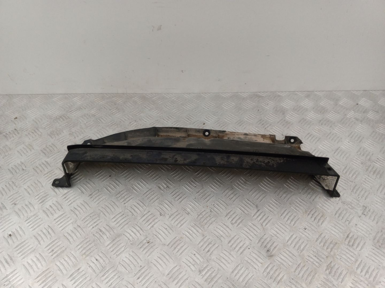 перегородка BMW X1 F48 2016, 2.0 л., B47 C20 A, дизель, МКПП, alpinweiß iii (300), внедорожник 5 дв., полный привод, правый руль, 51717290716, 7290716 - фото №1