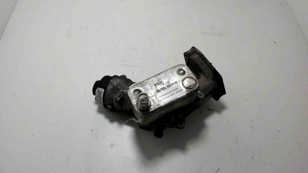 теплообменник масляного фильтра BMW 5 серия E60/E61 2007, дизель, серый, седан - фото №1