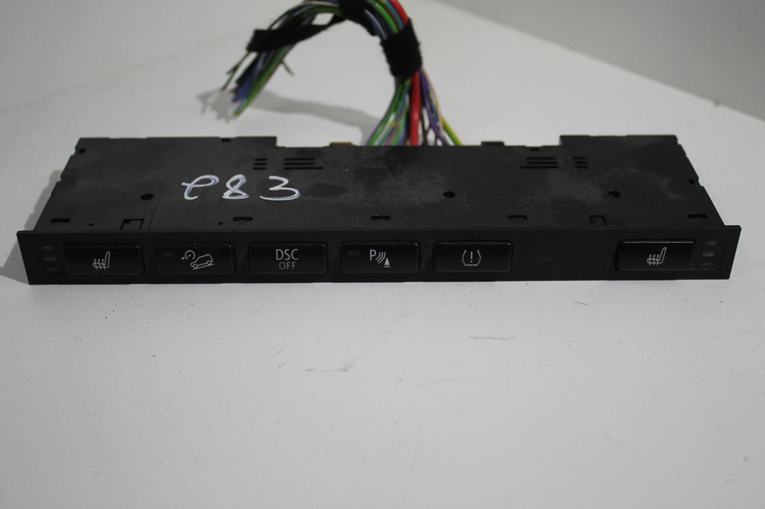 панель управления BMW X3 E83 2004, внедорожник 5 дв. - фото №1