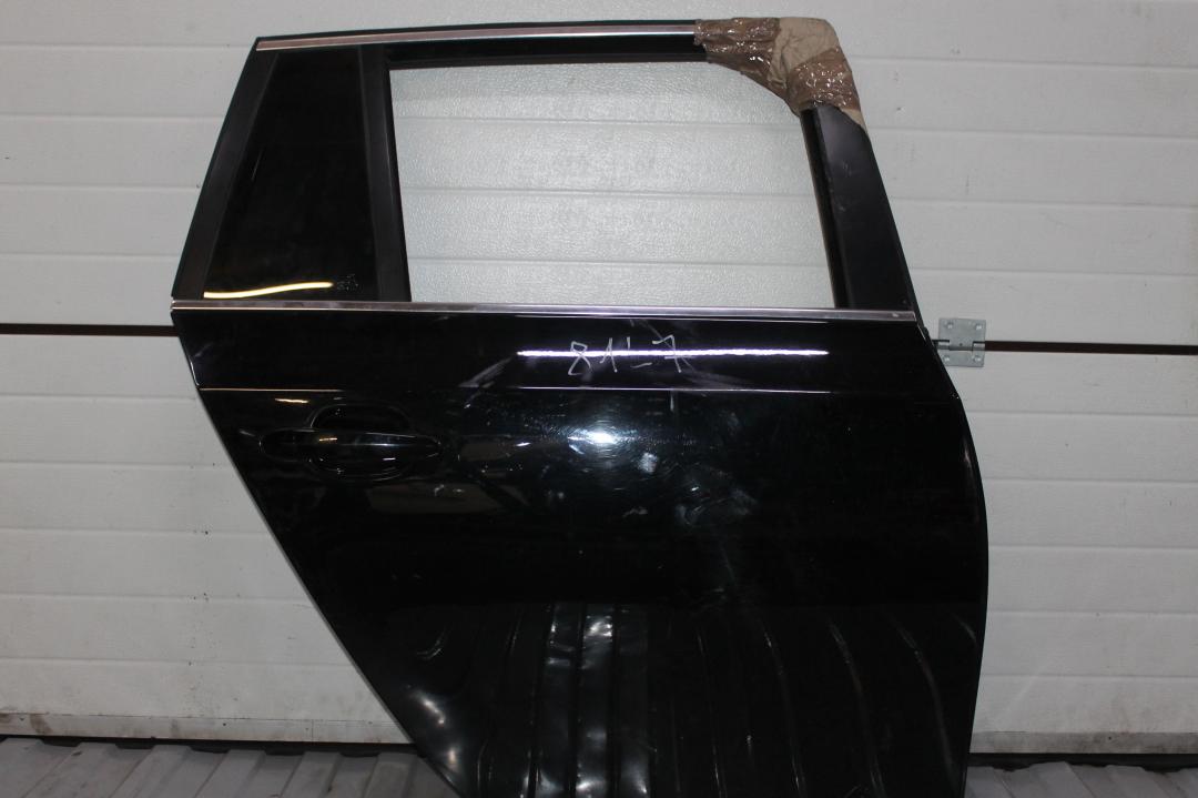 дверь задняя правая BMW 5 серия E60/E61 2007, 3.0 л., бензин, черный, универсал - фото №1