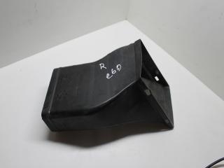 воздуховод (дефлектор) радиатора BMW 5 серия E60/E61 2006, 3.0 л., дизель, темно-синий, седан, 7033704