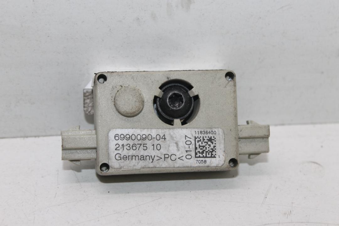 усилитель антенны BMW 3 серия E90/E91/E92/E93 2007, 3.0 л., дизель, синий, седан, 6990090 - фото №1