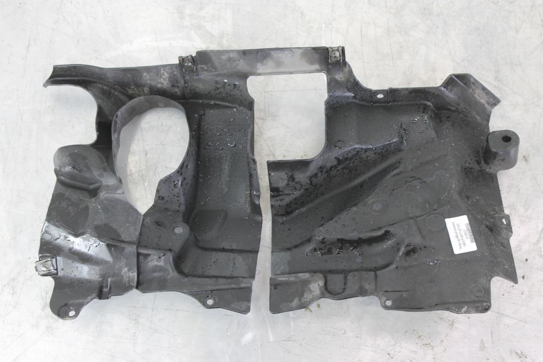 кожух рулевой колонки BMW 5 серия F07/F10/F11 2010, 3.5 л., бензин, седан, 7185169 - фото №1