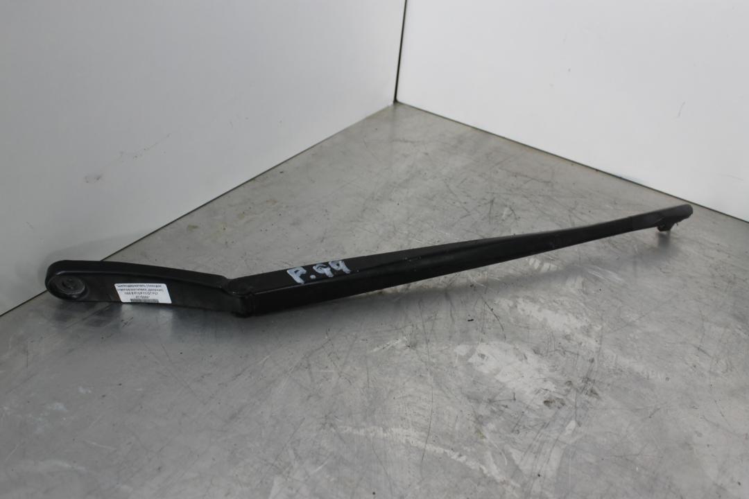 щеткодержатель (поводок стеклоочистителя, дворник) BMW 5 серия F07/F10/F11 2010, 3.5 л., бензин, седан, 7203156 - фото №1