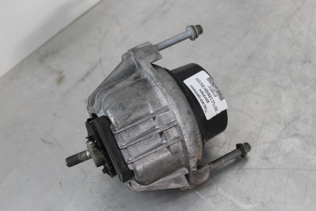 подушка крепления двигателя BMW 3 серия E90/E91/E92/E93 2006, 3.0 л., дизель, серебро, универсал - фото №1